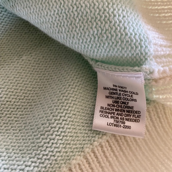 Liz Claiborne - Picture 6 of 6